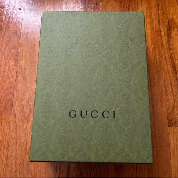 Gucci Gift Box - Picture 2 of 7
